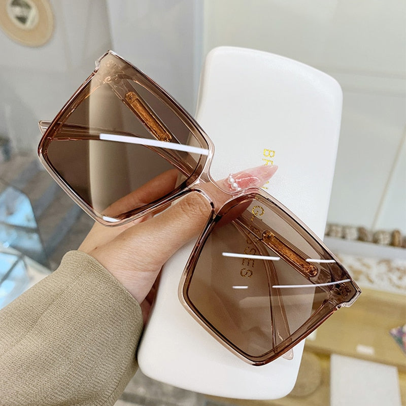 Trendy Vintage Square Oversized Sunglasses