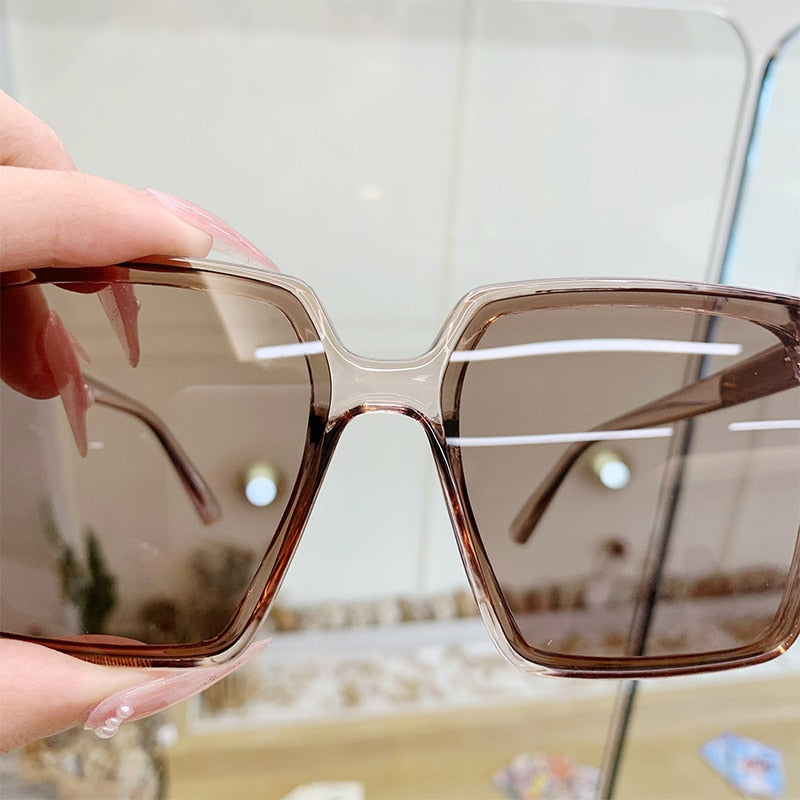 Trendy Vintage Square Oversized Sunglasses