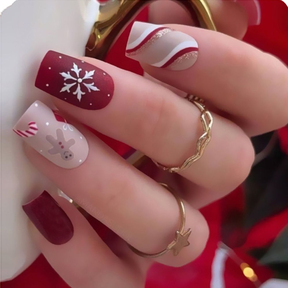 Press-On Matte Red & Nude Gingerbread Snow Swirl (Christmas)